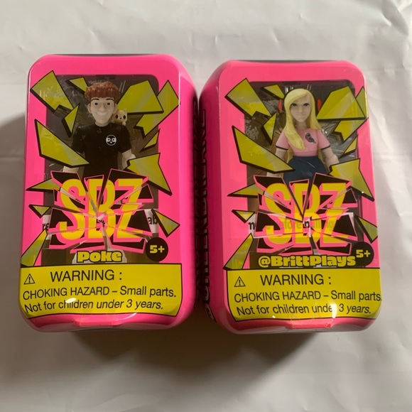 Screen Breaker set of 2 (Brittplays & Poke) SBZ Collectible Toy Set - Picture 7 of 7